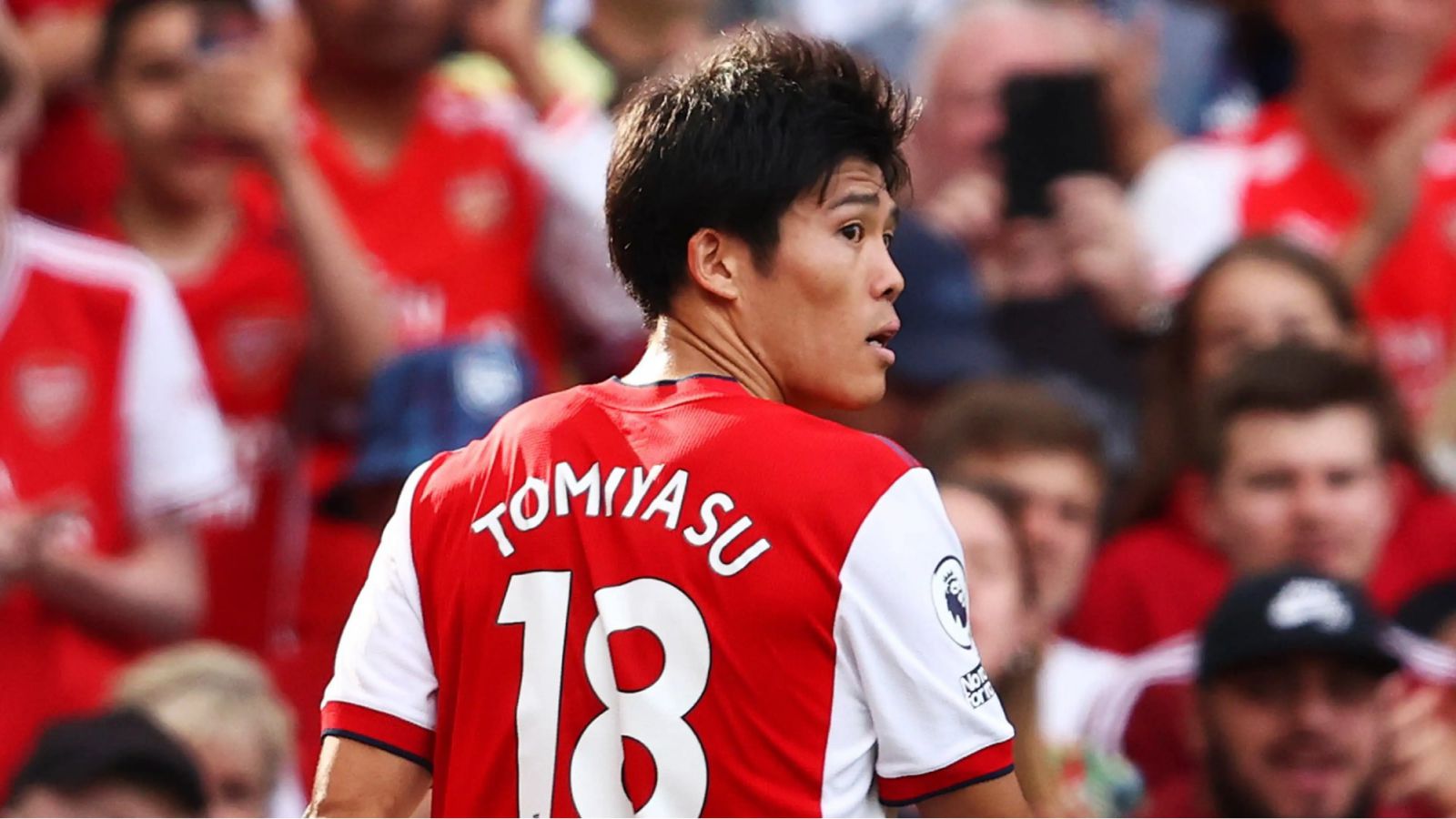 Danh sách cầu thủ Nhật Bản đá cho Arsenal - Tomiyasu để lại ấn tượng mạnh